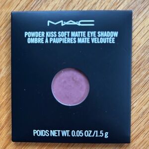 Mac eyeshadow